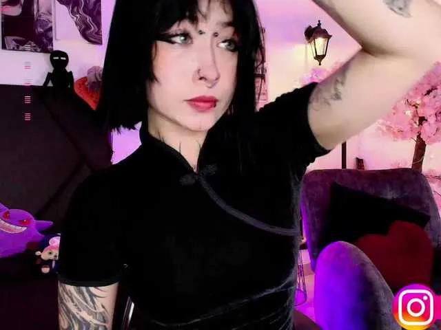 Aryrouse on BongaCams 