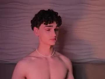 adam_21cm on Chaturbate 