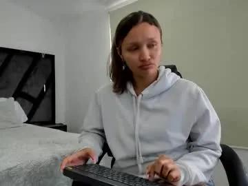 annieandstefan on Chaturbate 