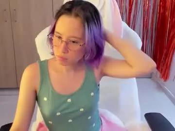 anto_sweet18 — GOAL: TITS WITH OIL CLOSE THE CAM your favorite girl is here, give me lots of love  #asian #latina #petite #smalltits #teen