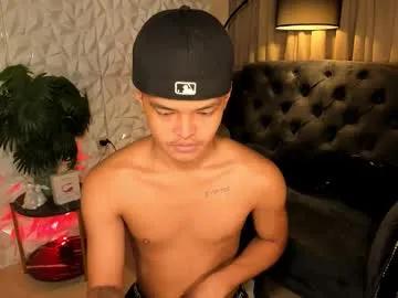 asianhugescott on Chaturbate 