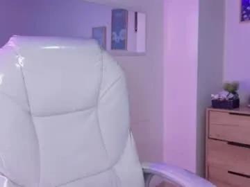 Avatar of bluee_hazell