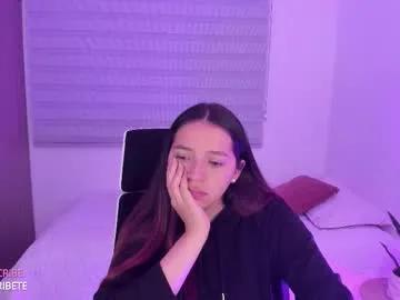 camila_ec2 — GOAL: YOU ARE BEAUTIFUL  [0 tokens remaining]  I LOVE PAJAMAS, WITHOUT PAJAMAS   #milk #bigboobs  #bbc #nonude #hairy