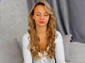 desireeclipse — GOAL: Neck & Shoulders Oil [134 tokens remaining] My name is Willow  I try hard to give you a great time - let's go for 100 thumbs up  #smalltits #18 #shy #teen #young