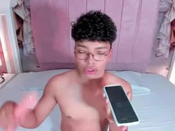 dirtymike69_ — GOAL: cum in public [397 tokens remaining] Welcome to my room! #new #gay #femboy #18 #cum