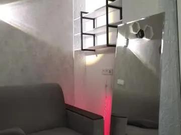 elliot_muscle04 — Goal: CUM Show + Oil [3790 tokens remaining]