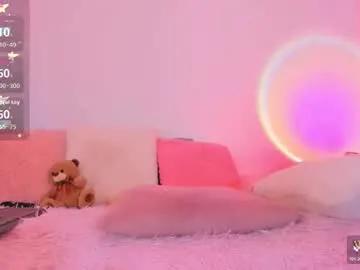 gigidoll_ — GOAL: MY DELICIOUS BIG CUM ON MY BIG TITS [608 tokens remaining] Welcome to my room! #trans #latina #bigcock #bigtits #18