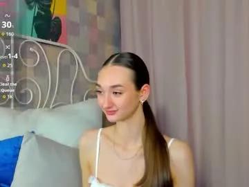 ke1ly_powell — GOAL: You take off my top [111 tokens remaining] Welcome to my room! #teen #lovense #new #bigboobs #skinny