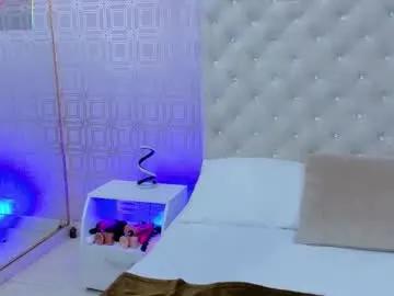 lexaderuso — Do u want play? #hairy #lovense #sexmachine  #squirt #fuckmachine