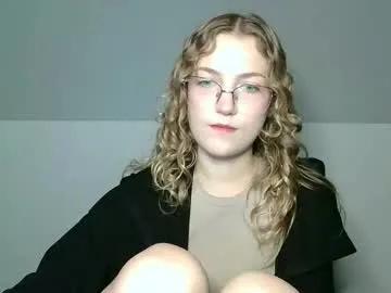 lily_tayberry on Chaturbate 