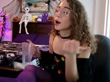 littledeathtrap on Chaturbate 