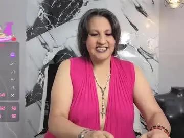 merlyna_goldens — GOAL: show boobs [16 tokens remaining] naughty mature woman wants to play with you #curvy #sexy #latina #mature #nice