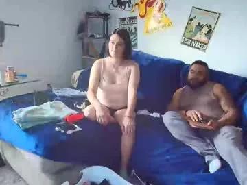 newyou25loveuss — get her naked  [140 tokens remaining]