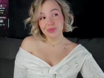 nikki_kai on Chaturbate 
