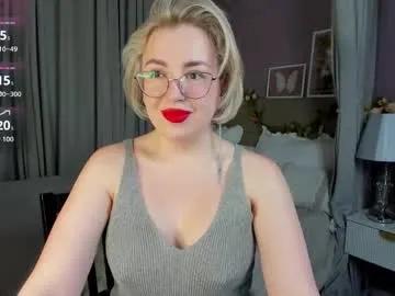 nikki_kai on Chaturbate 
