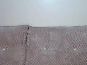 queen74890 on Chaturbate 