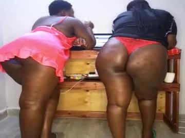 queenkiah on Chaturbate 