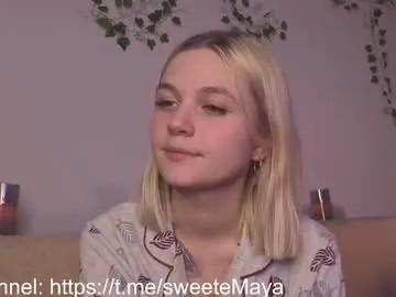 savannahshor — GOAL: : eyes close to cam , Hello everyone, im Maya, im  #18 yo, also im a little #shy, and #new here, i like to  #tease. and want to be #cute [30 tokens remaining]