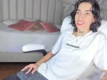 shantal_thompson21 — Goal: BIG SQUIRT  #tomboy #skinny #fuckmachine #bigpussylips #anal [777 tokens remaining]