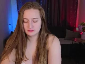 sofi_mell — lick finger + eye contact [22 tokens left] #new #curve #bigboobs #nonude #sph