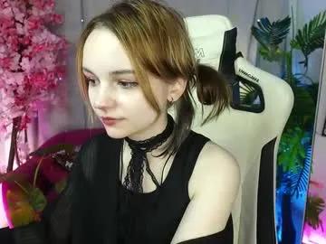 staymonica — delicious fingers ><  #new #shy #teen #petite #nonude [65 tokens remaining]
