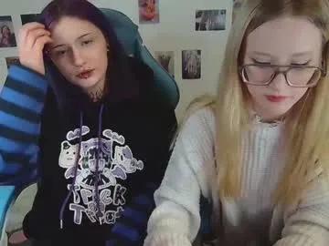 technical_face_powder_error — GOAL: dance [109 tokens remaining] Welcome to my room! #feet #piercing #tattoo #bigboobs #germany