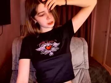 tripleprinces — A kiss and a smile  [40 tokens left] #pretty #natural #feet #smalltits #braces