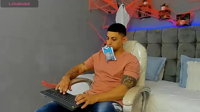 Avatar of Alex_cute77