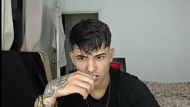 Alex_mojica — Freechat on StripChat
