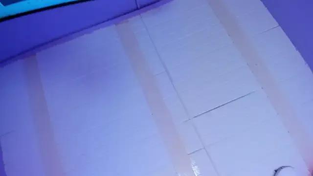 alexia_aitanaa_ — Wax in pussy