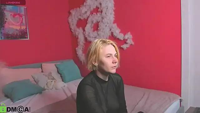 Alice_Maurik — Take off your shorts