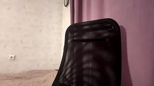 AliceStacy — show my back ware