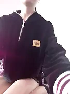 Alino4ka_Sexy — Show pussy close