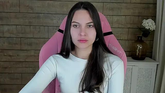 Avatar of AlisaVersailles