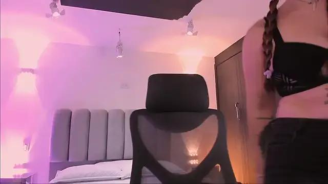 AlliceLover on StripChat 