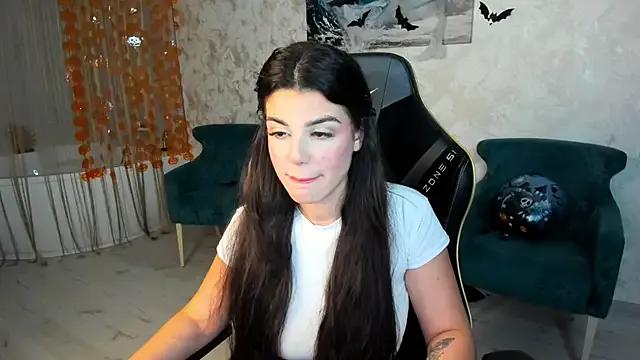 Avatar of AlluringAriel