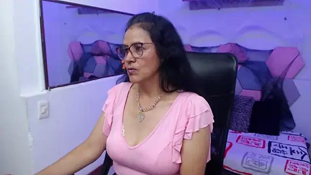 AmandaPeet on StripChat 