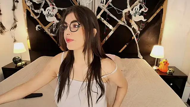 Amelie_saenz — Keep doing