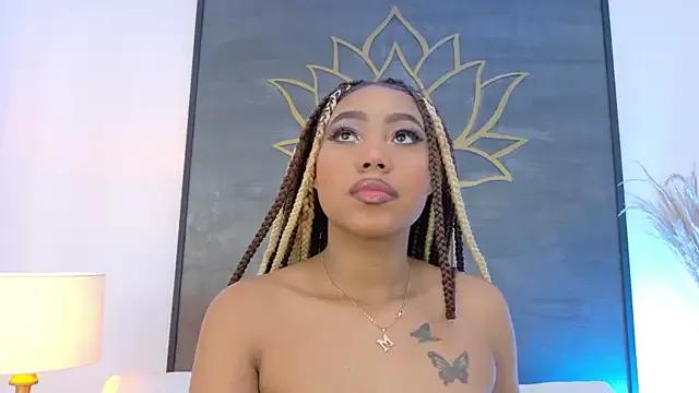 AngelaRoberts — lush in clit  and control 2 min