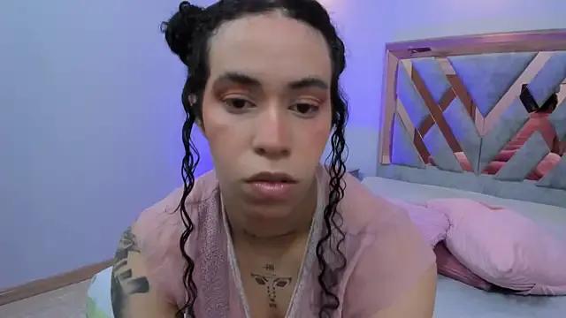 Annie_roselle on StripChat 