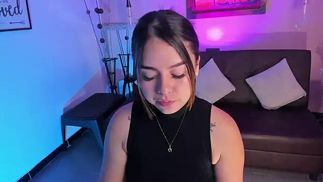 ArianaBaker on StripChat 