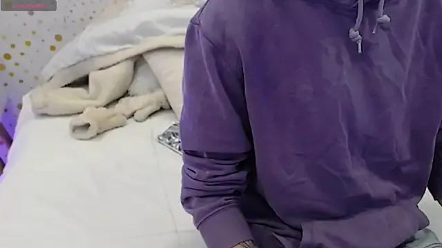 ArianaSantana on StripChat 