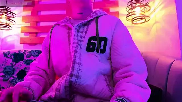 ArianaSantana on StripChat 