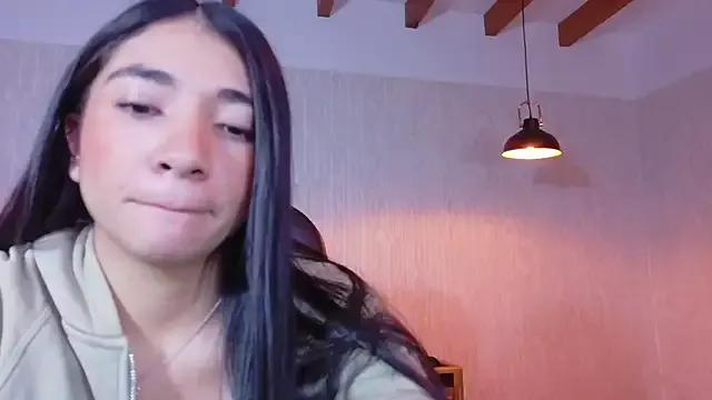 Avatar of Aurora_jones11