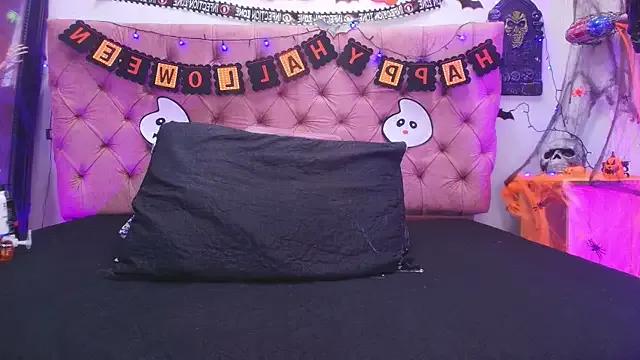 Avatar of Auroraa_miller