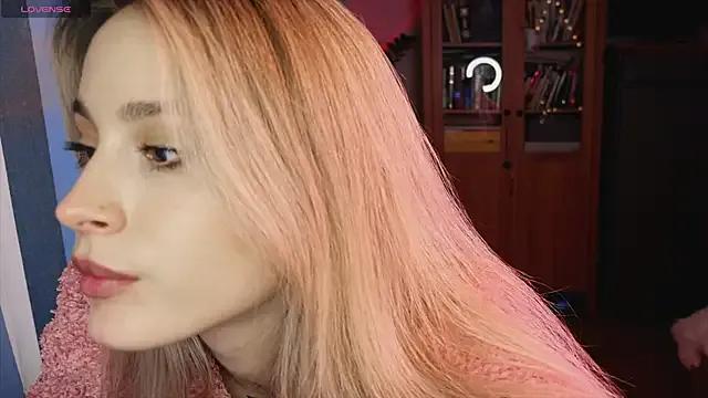 aviva_faith — Topless, nipples covered with lil thingi