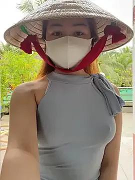 BabyThree_ — play pussy in public garden 