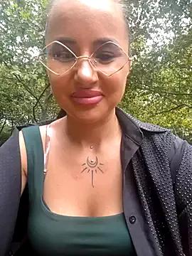 beautydiamond — Put 2 finger pussy in your face