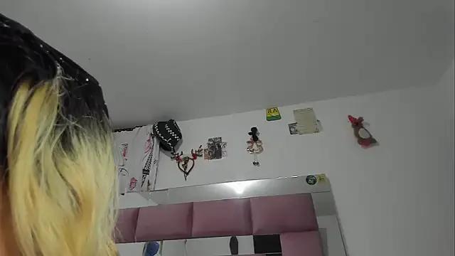 bigcock_iris08 — fuck the girl