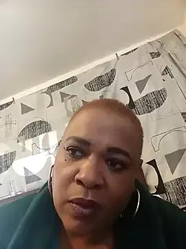 BUSTY_QUEEEN — PLEASE DADDYS HELP ME PAY MY BOYS SCHOOL